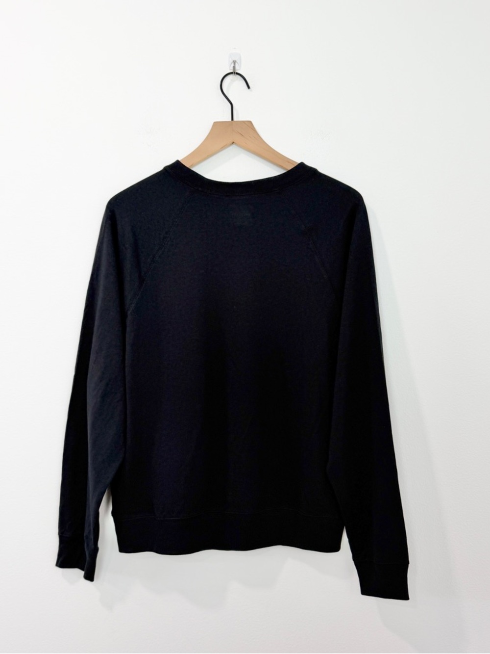 Everlane Off Duty Long Sleeve Tee in black nwt Large - Picture 3 of 6